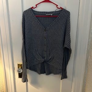 Long sleeve button shirt with tie in front